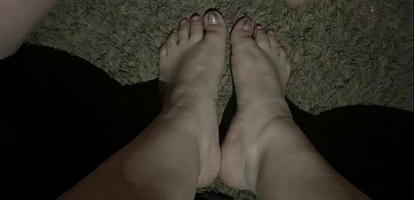  Cum on beautiful sexy feet (Silver Pink Toes)